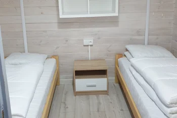 KORMORAN - Chalet Świerк, værelse 1 i stueetagen